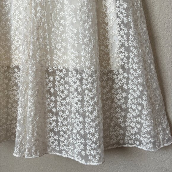 AKRIS Embroidered Floral Sheer Overlay Cream Midi Skirt - Picture 6 of 14